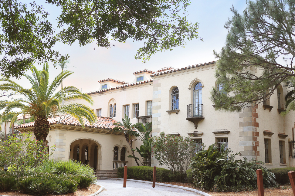 Lifelong Photography Studio Powel Crosley Estate