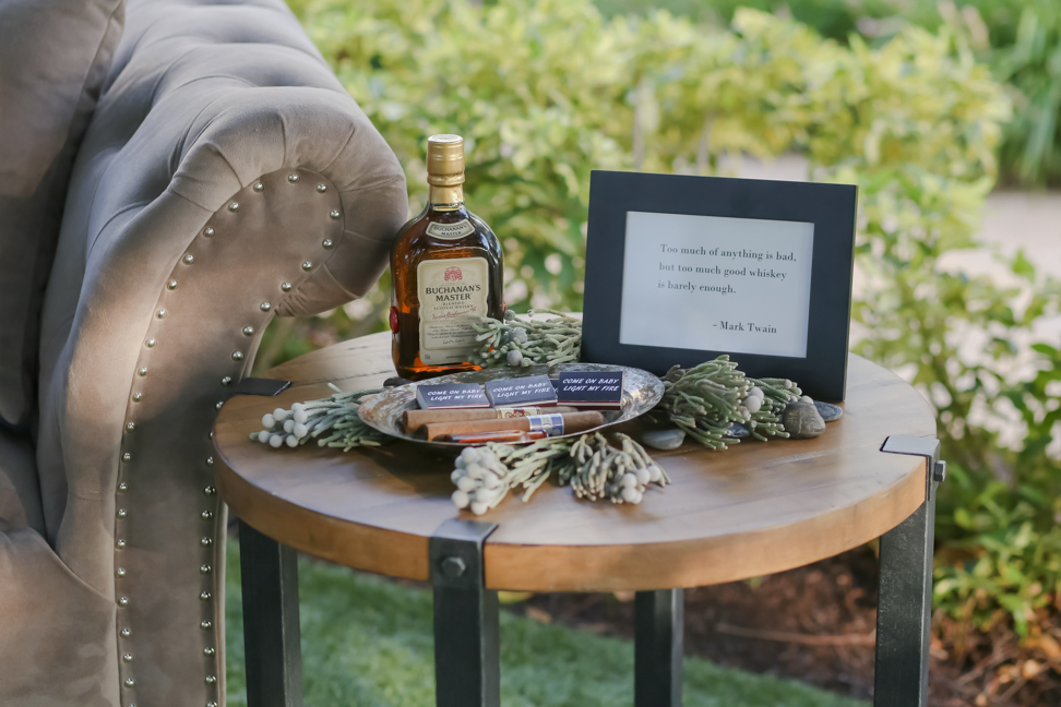 Lifelong Photography Studio Postcard Inn Stylized Shoot Featured Tacari Weddings