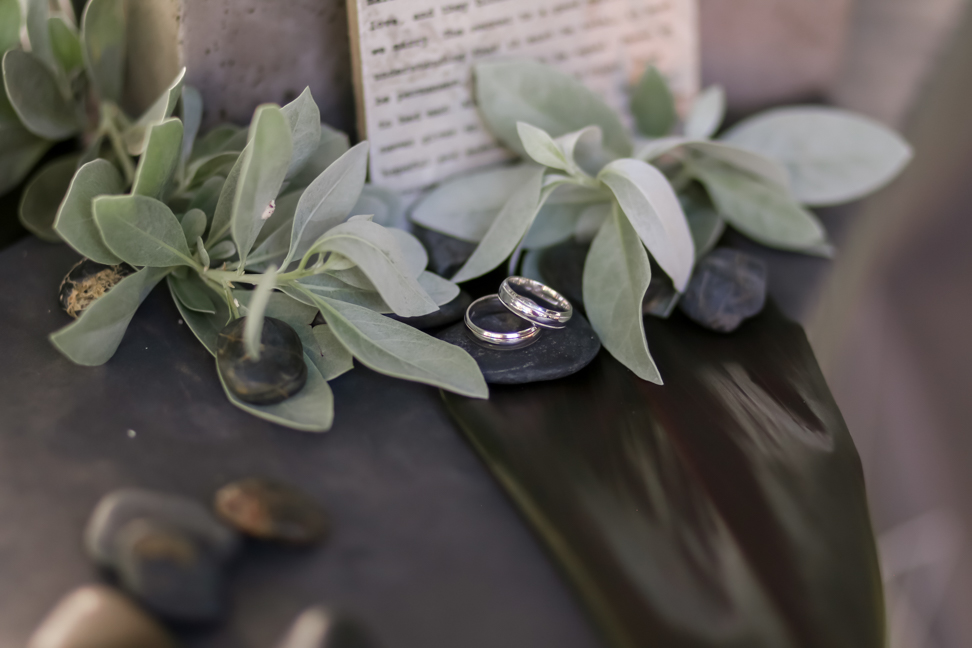 Lifelong Photography Studio Postcard Inn Stylized Shoot Featured Tacari Weddings