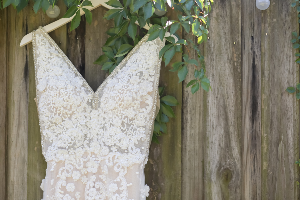 Lifelong Photography Studio Earthscapes Garden Room Featured Wedding