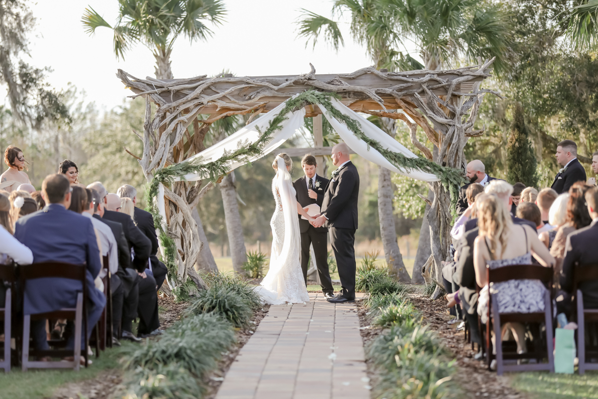 Lifelong Photography Studio Sunny Acres Lodge Featured Wedding Tacari