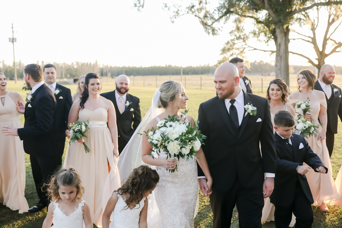 Lifelong Photography Studio Sunny Acres Lodge Featured Wedding Tacari