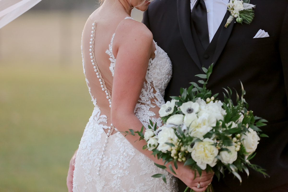 Lifelong Photography Studio Sunny Acres Lodge Featured Wedding Tacari