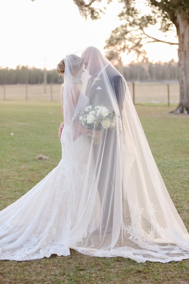 Lifelong Photography Studio Sunny Acres Lodge Featured Wedding Tacari