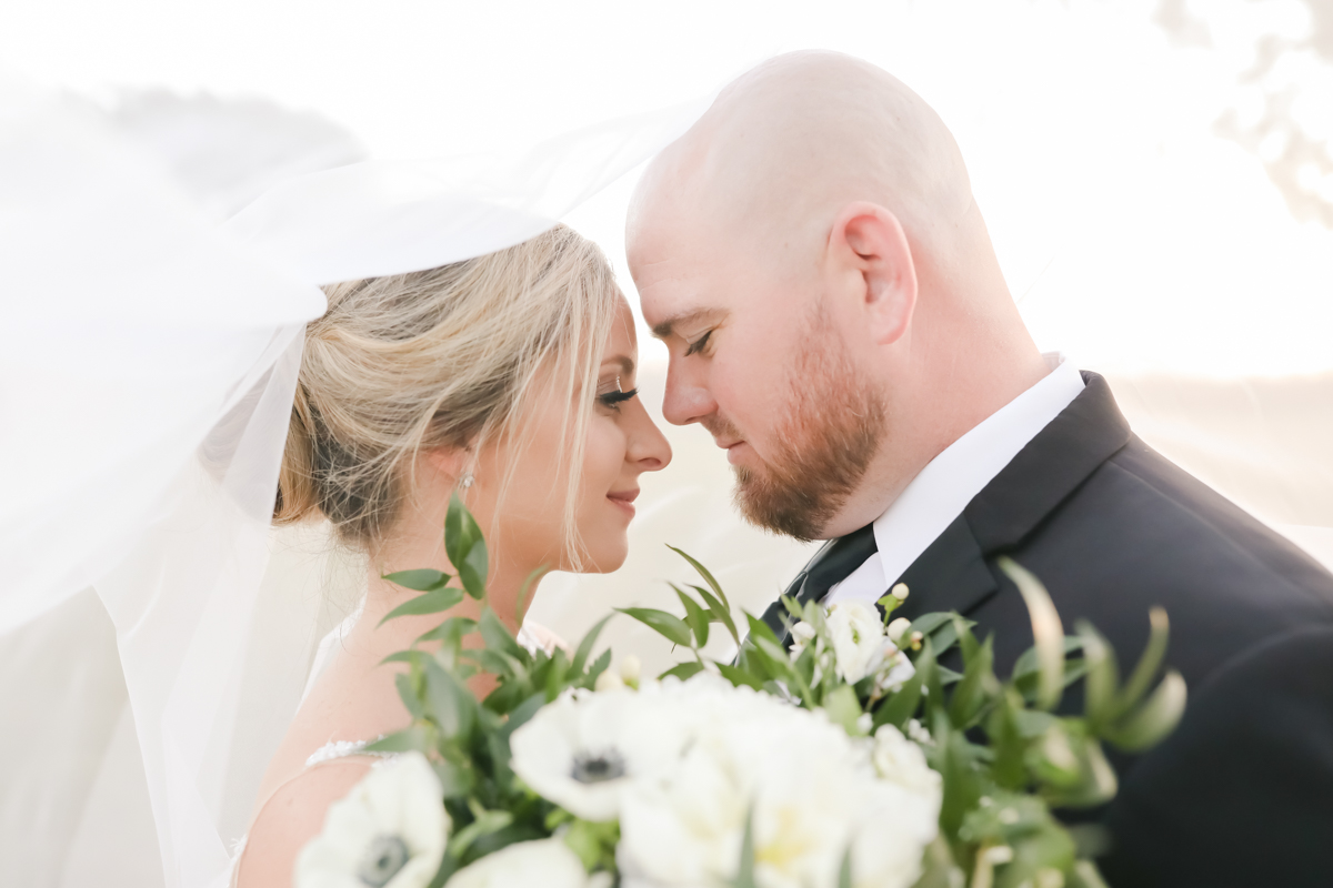 Lifelong Photography Studio Sunny Acres Lodge Featured Wedding Tacari