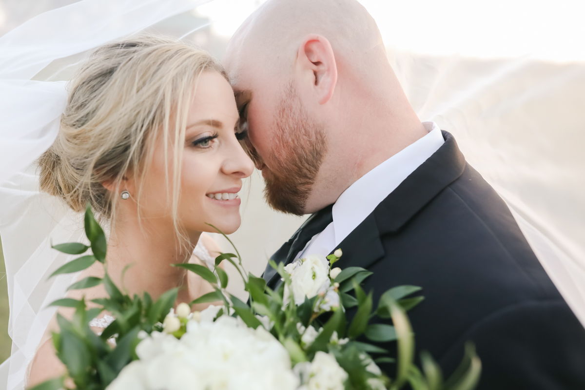 Lifelong Photography Studio Sunny Acres Lodge Featured Wedding Tacari