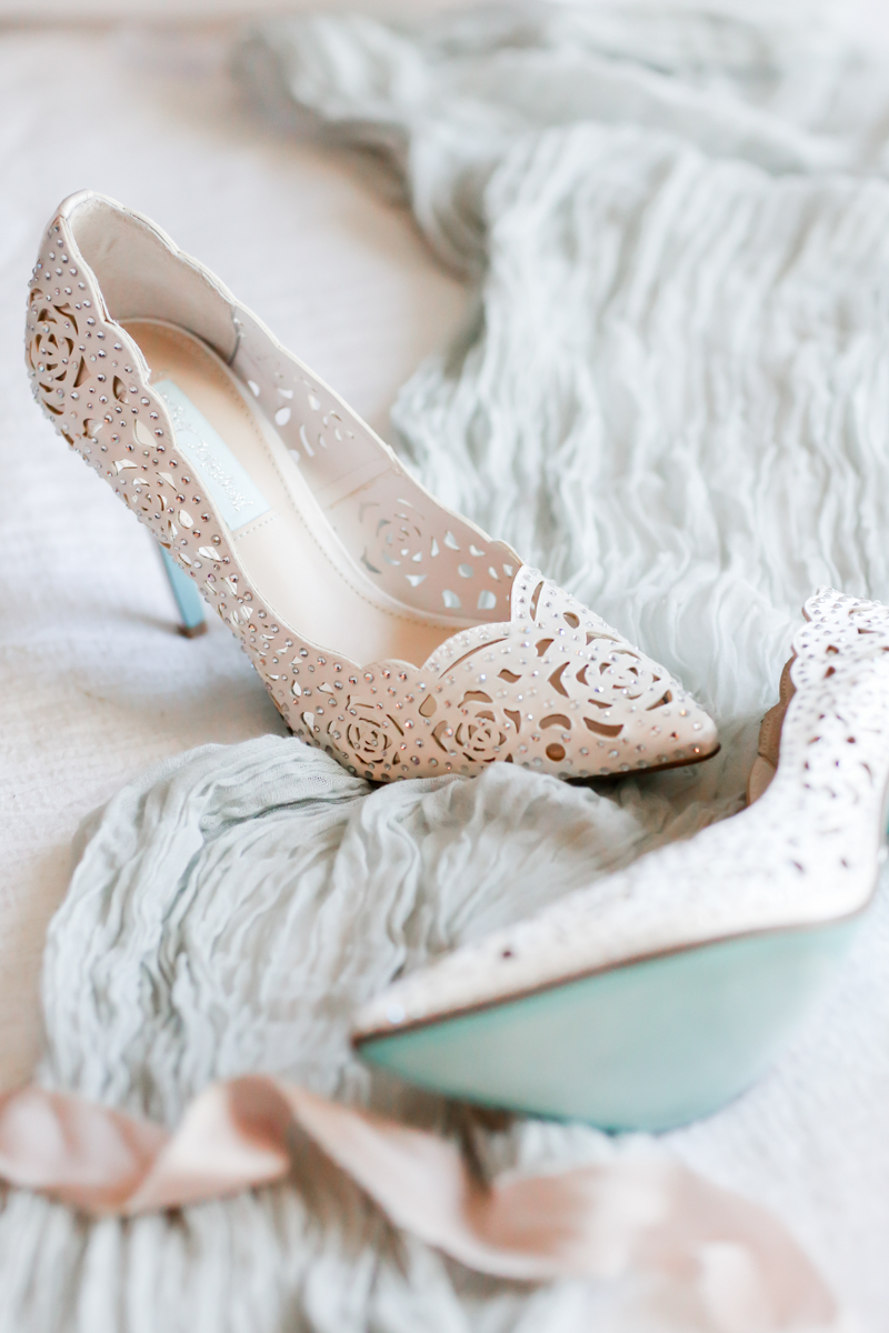 Lifelong Photography Studio Florida Aquarium Wedding featured