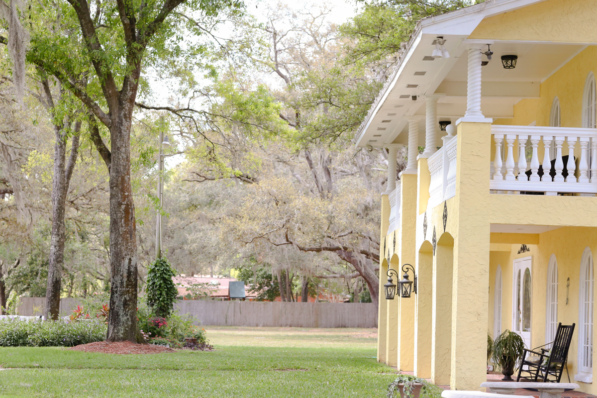 Lifelong Photography Studio Casa Lantana Featured Wedding